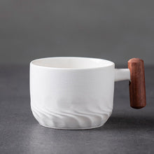 Indlæs billede til gallerivisning Håndlavet retro keramisk kaffekrus
