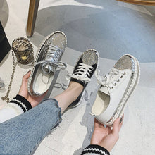 Indlæs billede til gallerivisning Lædersneakers med sølvdiamanter
