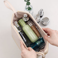 Indlæs billede til gallerivisning PU Rejsetaske til opbevaring af kosmetik
