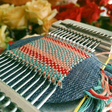 Indlæs billede til gallerivisning Darning Weaving Loom Kit
