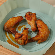 Indlæs billede til gallerivisning 3-delt sæt med Silikonebakker til airfryer
