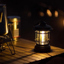 Indlæs billede til gallerivisning Bærbar Retro Camping lampe
