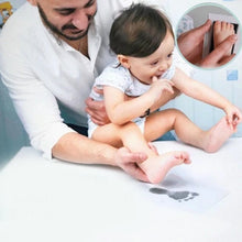 Indlæs billede til gallerivisning Mess-Free Baby aftryk Kit til hænder og fødder
