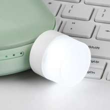 Indlæs billede til gallerivisning USB LED øjenbeskyttelse lille natlampe

