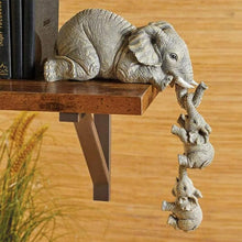 Indlæs billede til gallerivisning Elefant siddende håndmalede figurer
