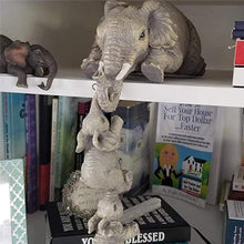 Indlæs billede til gallerivisning Elefant siddende håndmalede figurer
