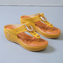 Indlæs billede til gallerivisning Sommer Dame flip flops med tykke kiler
