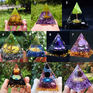 Livets mening Pyramide i harpiks