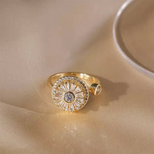 Indlæs billede til gallerivisning Delikat luksuriøs rund zirkon ring
