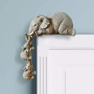 Elefant siddende håndmalede figurer