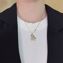 Indlæs billede til gallerivisning Angel Pony Pendant halskæde
