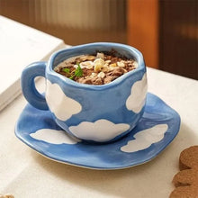Indlæs billede til gallerivisning Handpainted Flower Ceramic Mug
