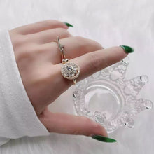 Indlæs billede til gallerivisning Delikat luksuriøs rund zirkon ring
