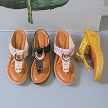 Indlæs billede til gallerivisning Sommer Dame flip flops med tykke kiler
