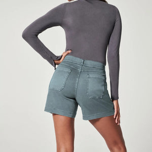 Strækbare twillshorts (Dame)