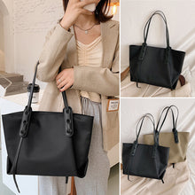 Indlæs billede til gallerivisning Waterproof Oxford Cloth Large Capacity Tote Bag
